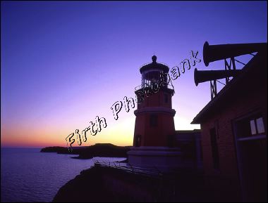 split_rock_light.jpg