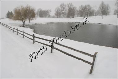 country_pond_and_fence_4801.jpg