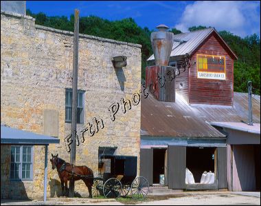 lanesboro_mn__amish_wago_18.jpg